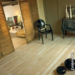 Parquet Verniland - Pin Verni Antic Pierre de Lune ambiance